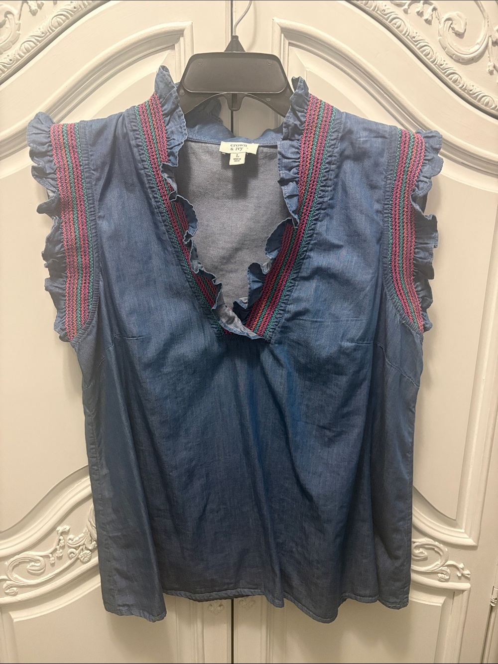 crown & ivy Blue Chambray Ruffle V-Neck Tank with Colorful Trim - large
